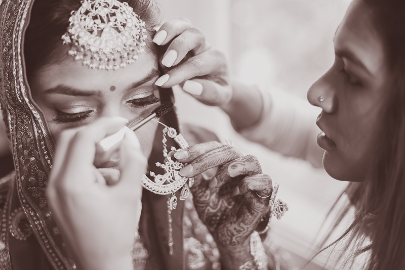 wedding photography for indian bride's makeup
