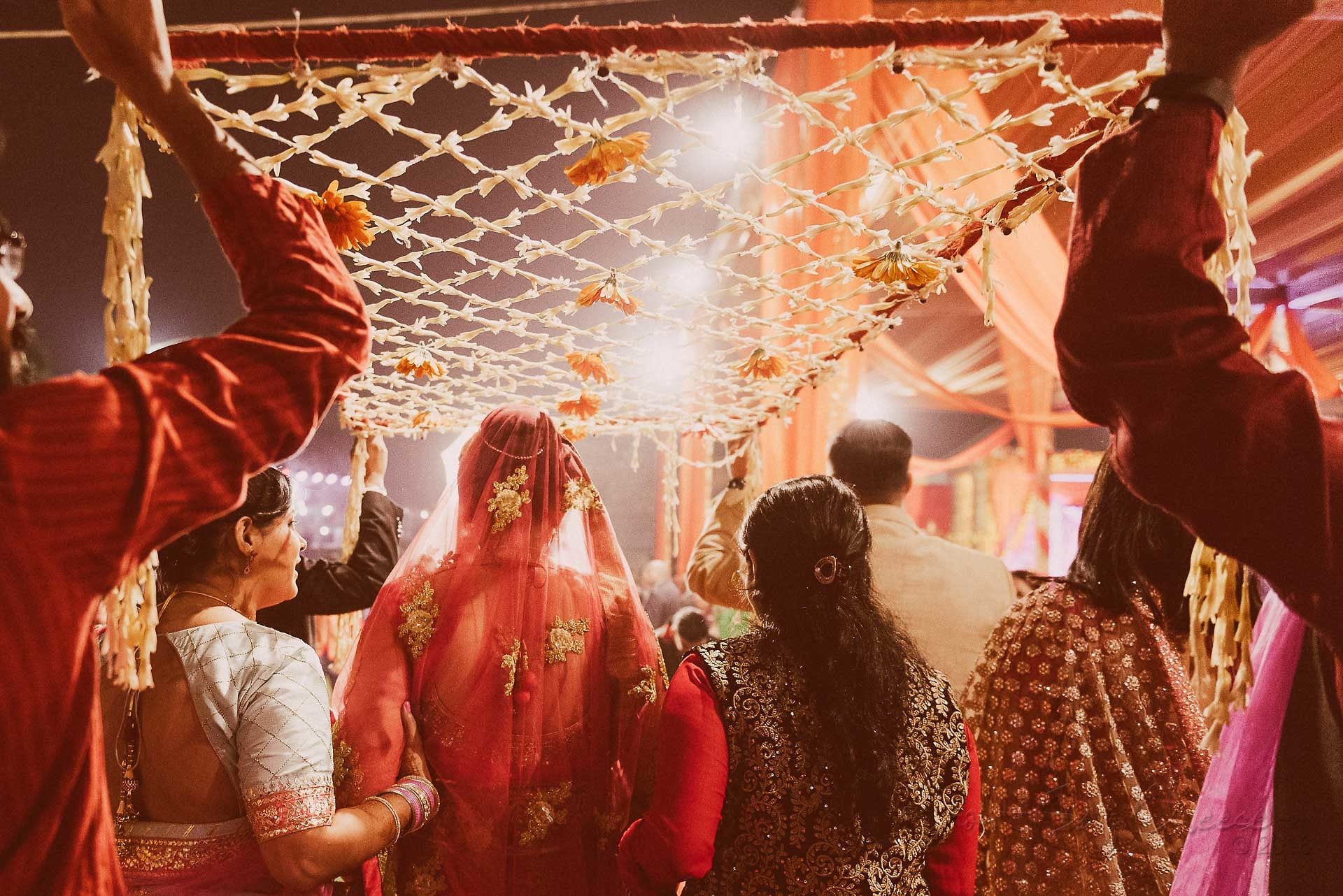 candid wedding photographer in india - Gaurav Gupta IDONTSAYCHEESE