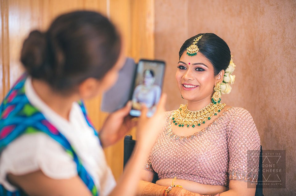 12 Indian Bride Getting Ready Photos you can’t Miss!