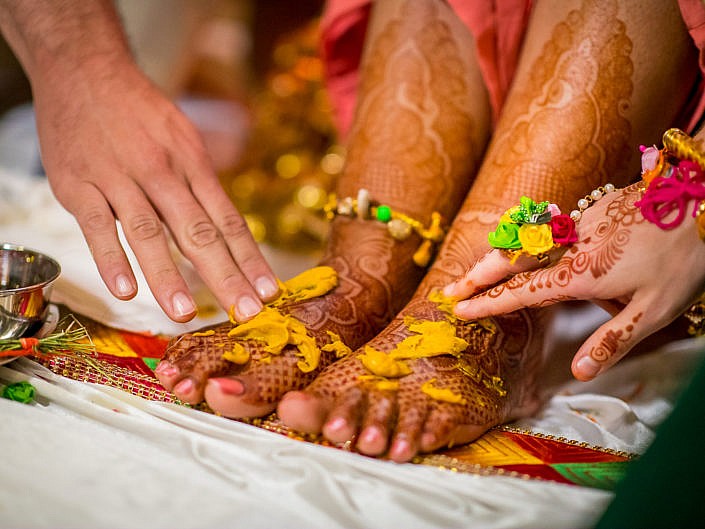 beautiful indian wedding at chhatarpur delhi