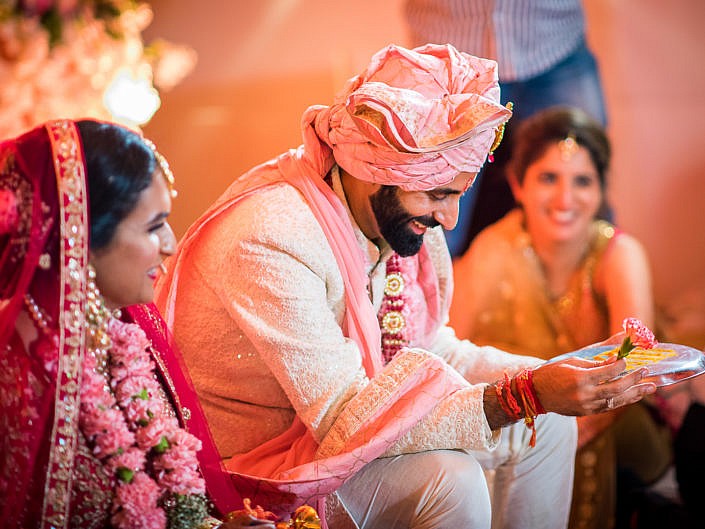 beautiful indian wedding at chhatarpur delhi