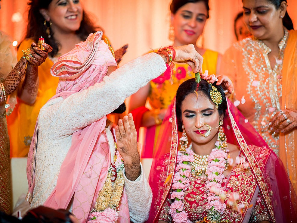 beautiful indian wedding at chhatarpur delhi