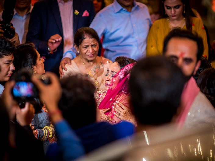 beautiful indian wedding at chhatarpur delhi