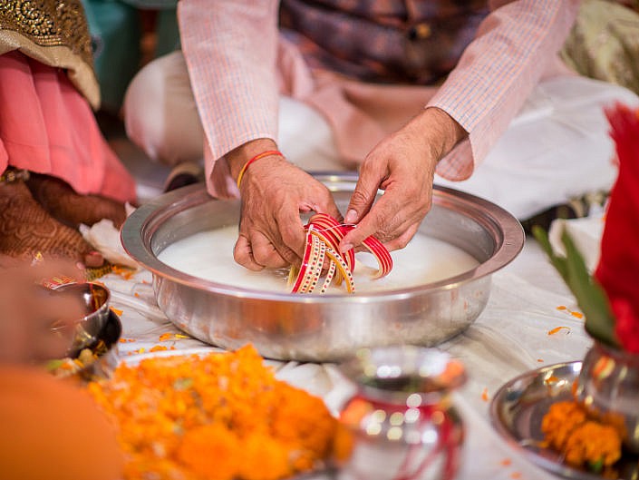 beautiful indian wedding at chhatarpur delhi