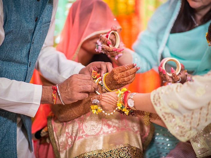 beautiful indian wedding at chhatarpur delhi